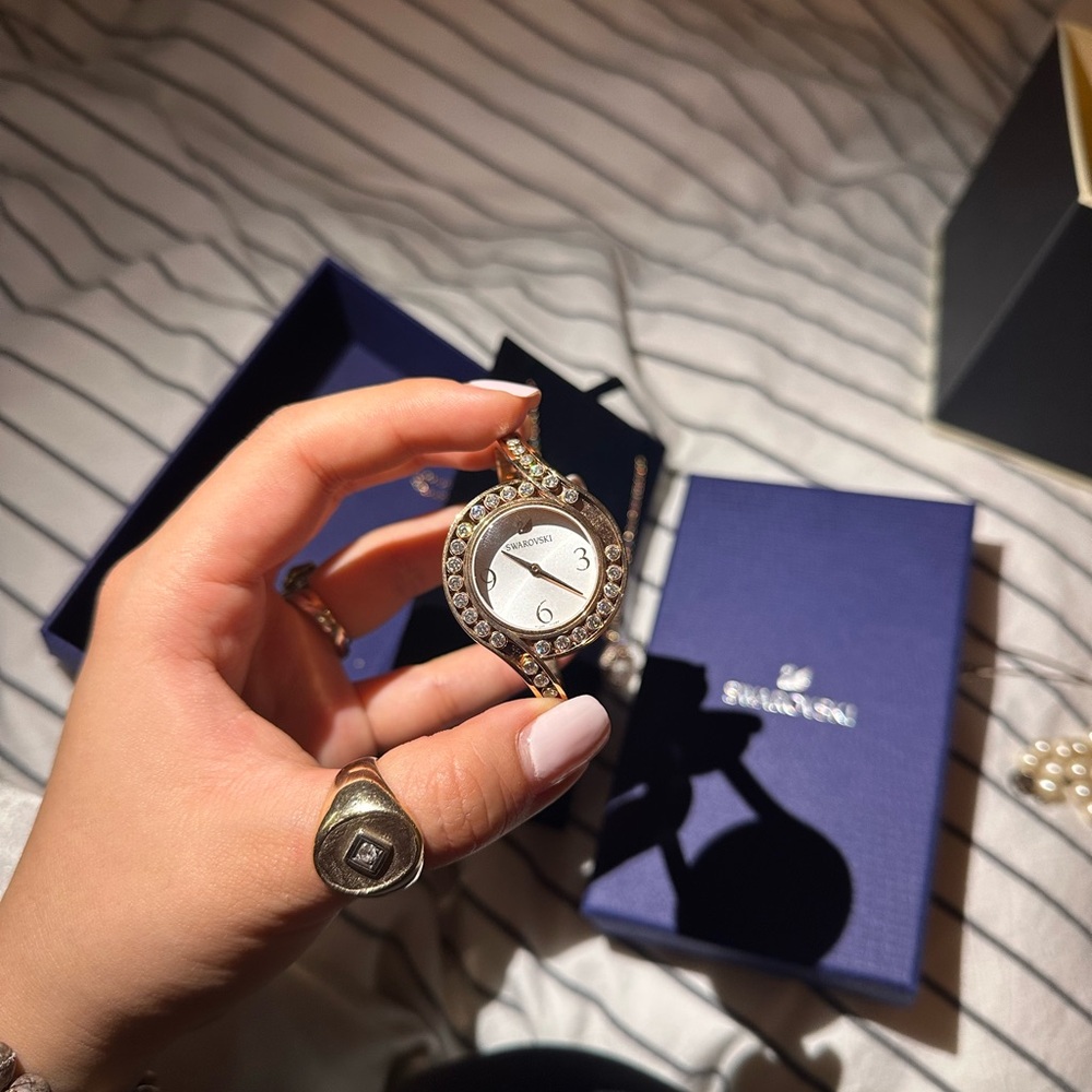 Swarovski Necklace and Bracelet set with matching crystal Watch